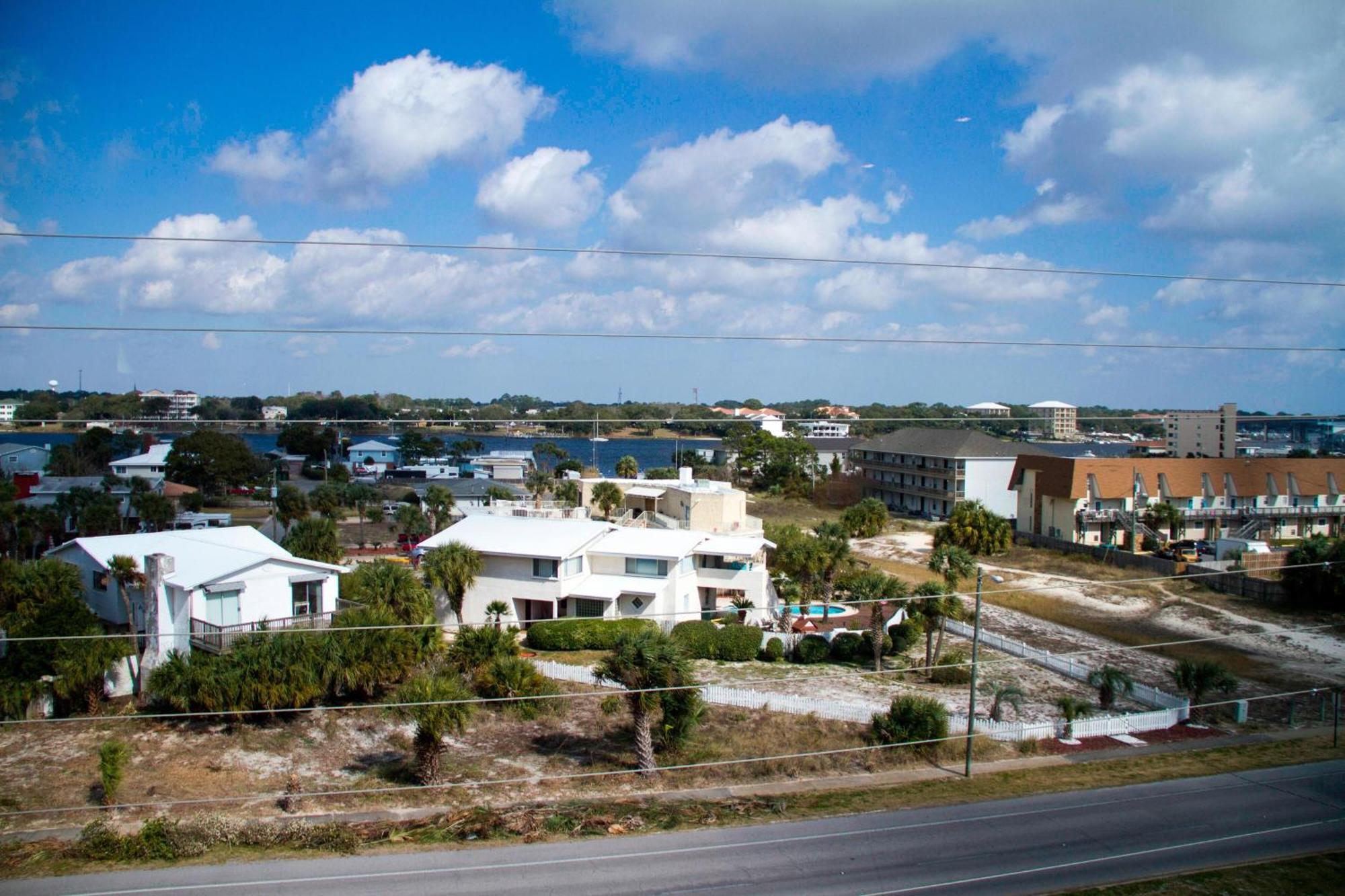 Courtyard By Marriott Fort Walton Beach-West Destin Hotel Exterior photo